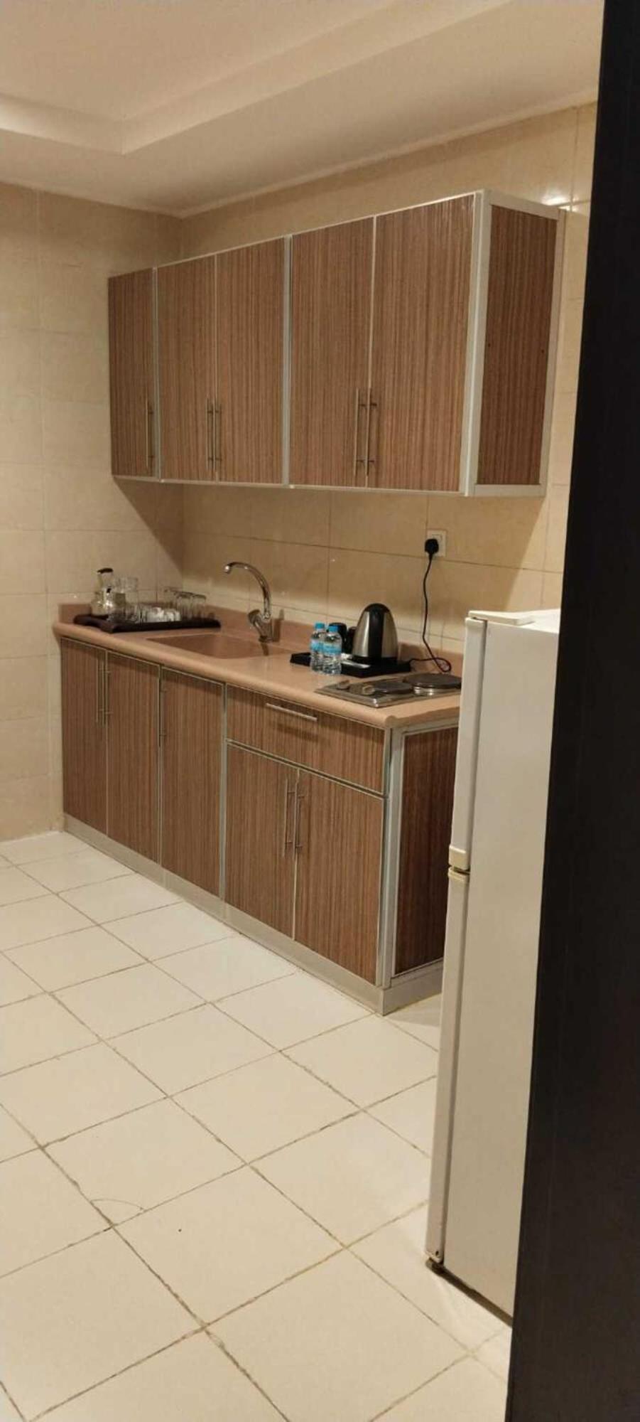 همم للوحدات السكنية - الرحيلي Jeddah Al Kura Exterior photo